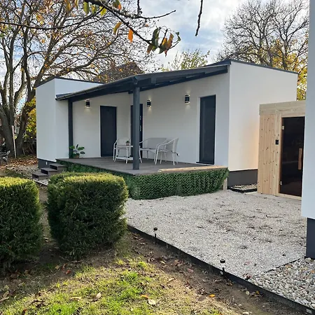 Διαμέρισμα Rori Apartmanhazak *