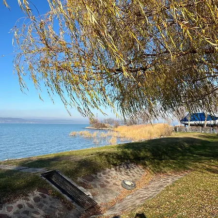 Rori Apartmanhazak * Balatonlelle