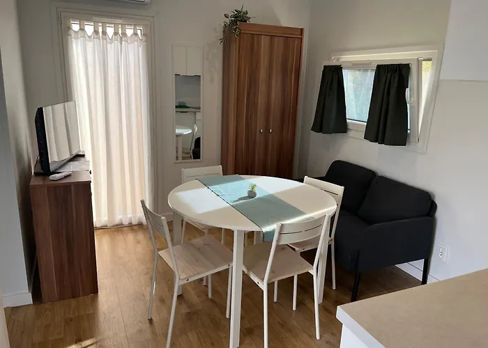 Rori Apartmanhazak *